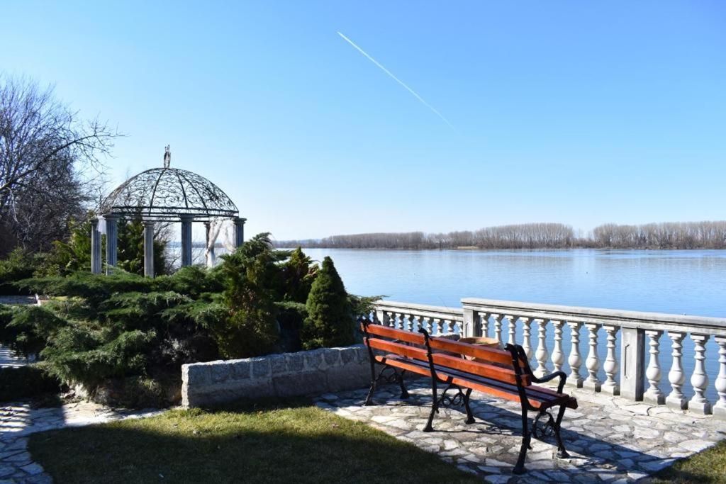 Vila Jugovo S Smederevo Exterior photo